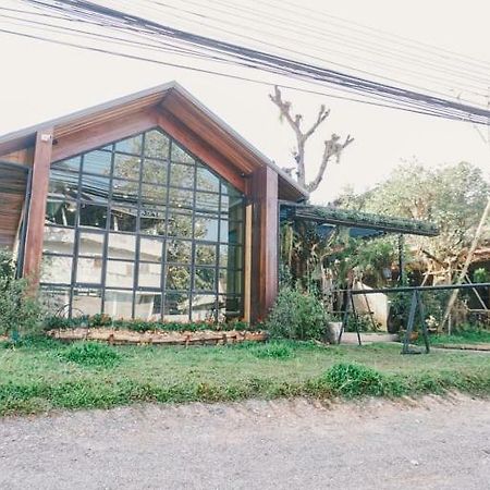 Yayo Coffee And Bed Chiang Rai Exterior photo